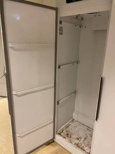 Hygieneschrank für Schutzkleidung mit Trocknungs-, Desinfektions- und Desodorierungsfunktion