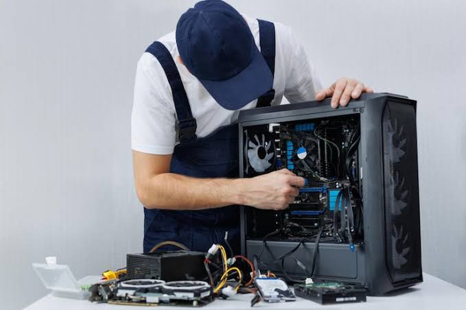 Häufige PC Probleme selber lösen oder professionelle PC Hilfe am Obersee holen
